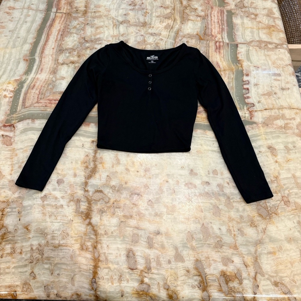 Hollister Must-Have Collection Henley‎ Top Women's Small Black Long Sleeve